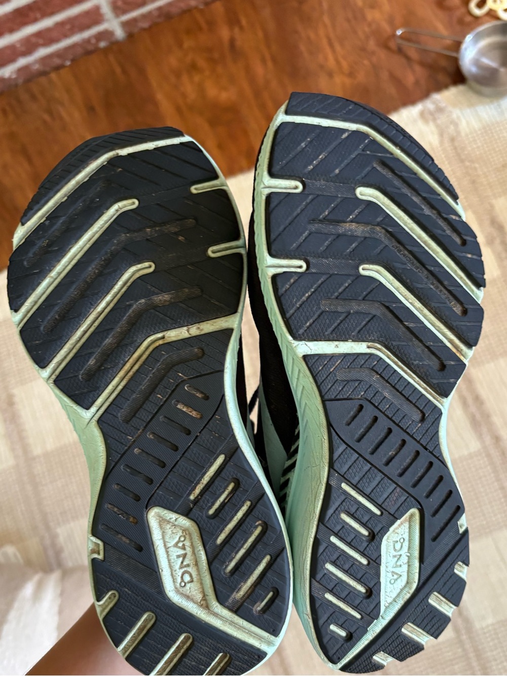 Brooks Women's Launch GTS 8 Running Shoes Size 8 Black Blue - Picture 9 of 9